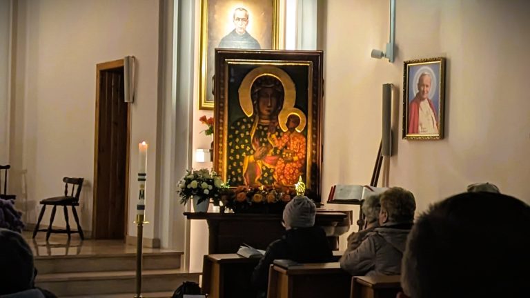Uroczyste zakończenie peregrynacji Obrazu Matki Bożej Częstochowskiej  w naszej Archidiecezji – 2 maja 2025r.